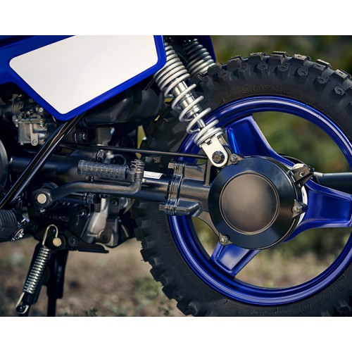 Low-maintenance shaft drive